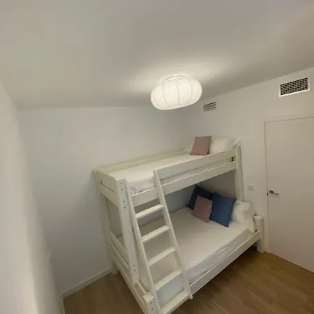 Piso Nuevo En A Pie De Playa פואנגירולה